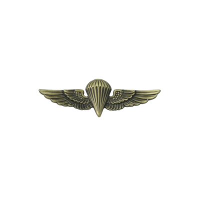 PARACHUTIST BADGE