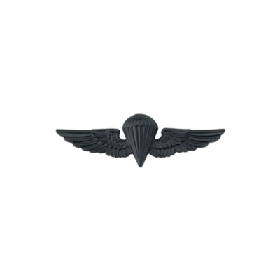 PARACHUTIST BADGE