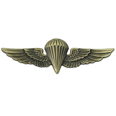 PARACHUTIST BADGE